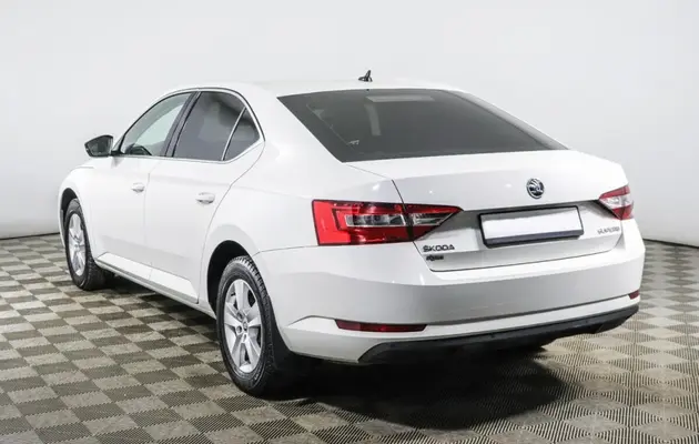 Skoda Superb, фото №4