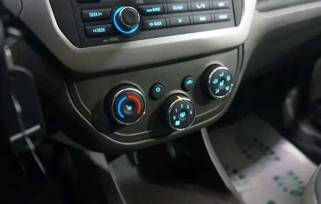 Chevrolet Cobalt, фото №11