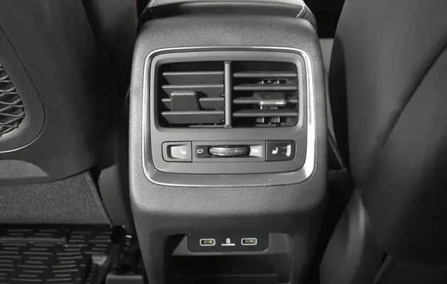 Geely Atlas Pro, фото №9