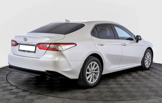 Toyota Camry, фото №2