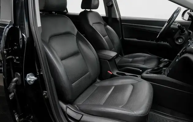 Hyundai Elantra, фото №12