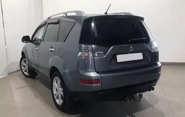 Mitsubishi Outlander, фото №4