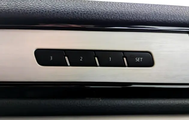 Volkswagen Touareg, фото №11