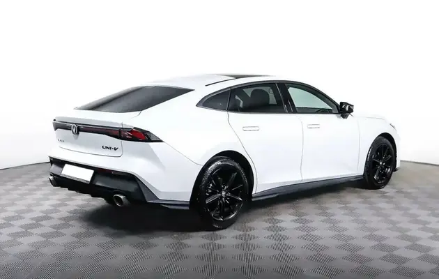 Changan Uni-V, фото №2