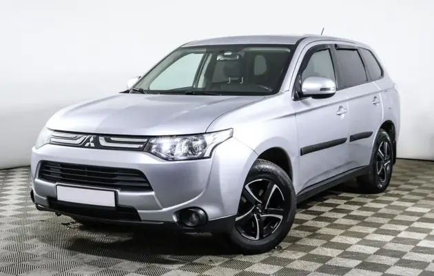 Mitsubishi Outlander, фото №1