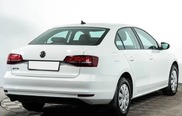 Volkswagen Jetta, фото №2