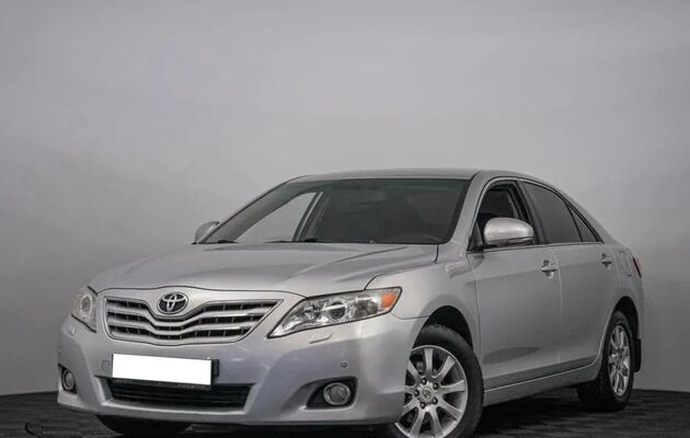 Toyota Camry, фото №1