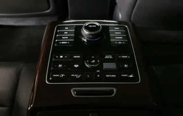 Hyundai Equus, фото №13