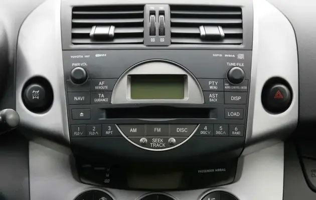 Toyota RAV4, фото №7