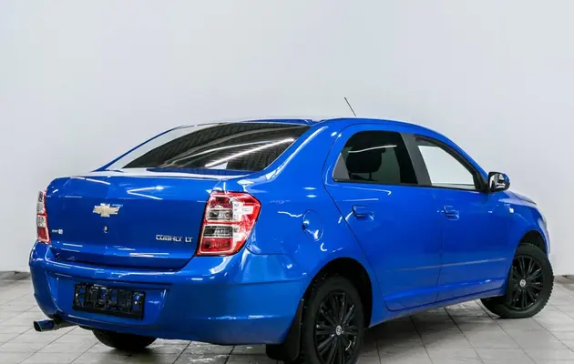 Chevrolet Cobalt, фото №2
