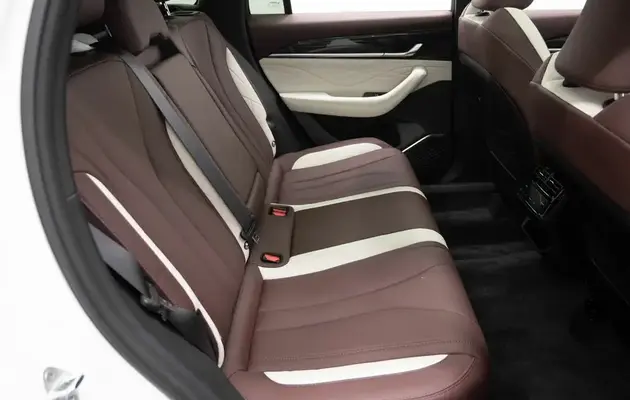 Geely Monjaro, фото №6