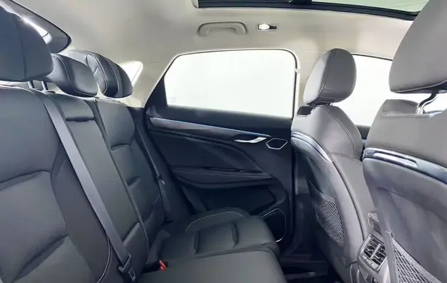 Geely Tugella, фото №13