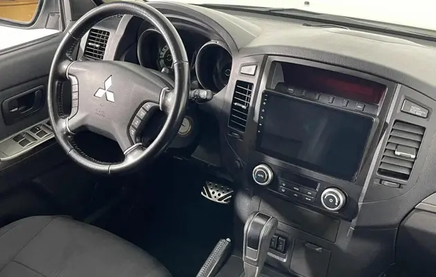 Mitsubishi Pajero, фото №6