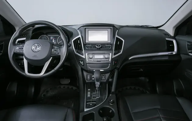 DongFeng AX7, фото №6