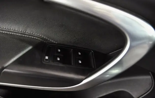 Opel Insignia, фото №9