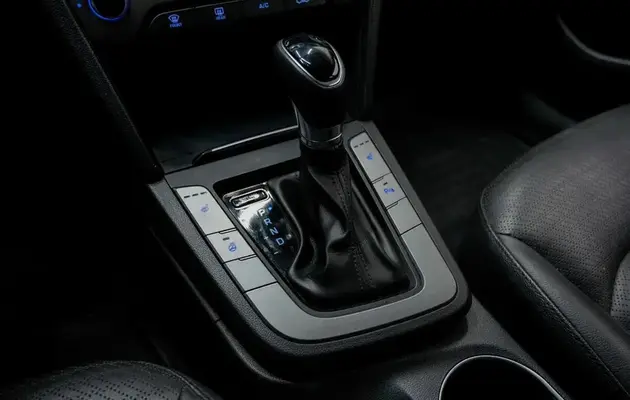 Hyundai Elantra, фото №11