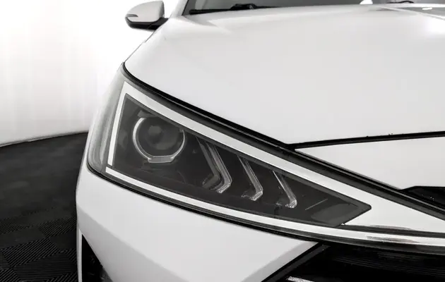 Hyundai Elantra, фото №11