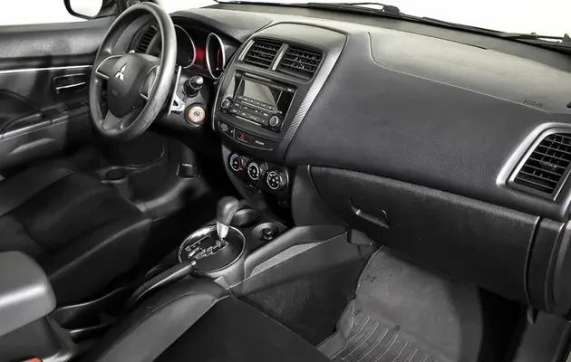 Mitsubishi ASX, фото №8