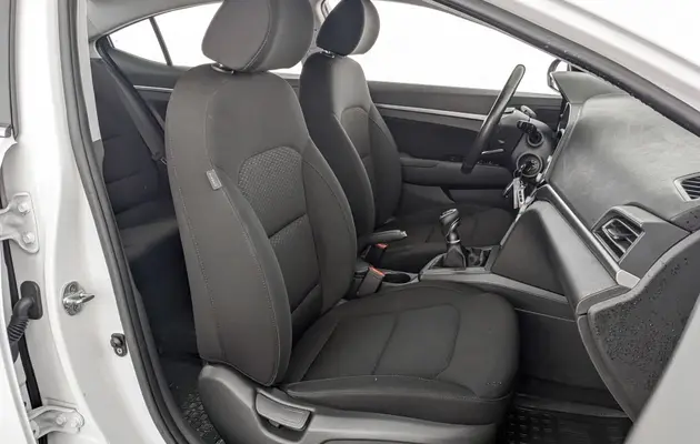 Hyundai Elantra, фото №10