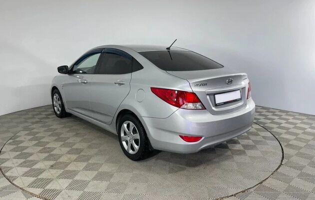 Hyundai Solaris, фото №4