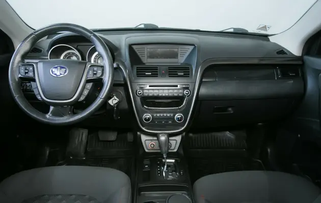 FAW Besturn X80, фото №5