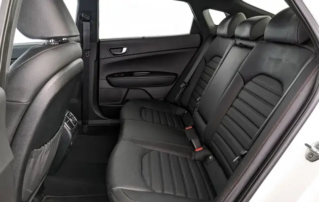 Kia Optima, фото №7