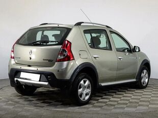 Renault SANDERO