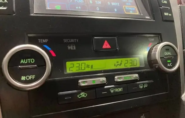 Toyota Camry, фото №10