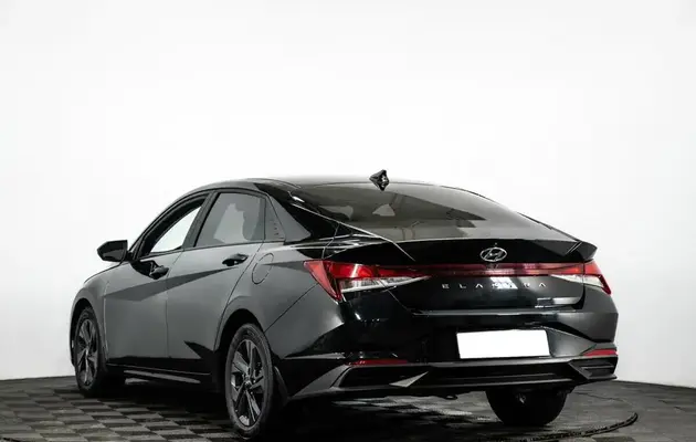 Hyundai Elantra, фото №4