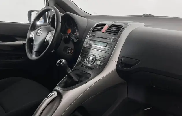 Toyota Auris, фото №5
