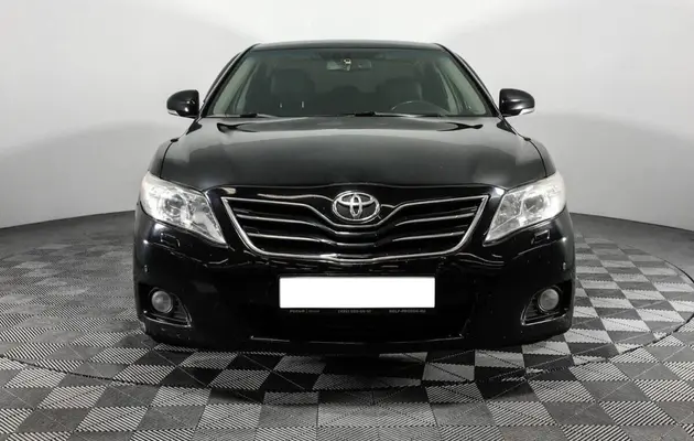 Toyota Camry, фото №2