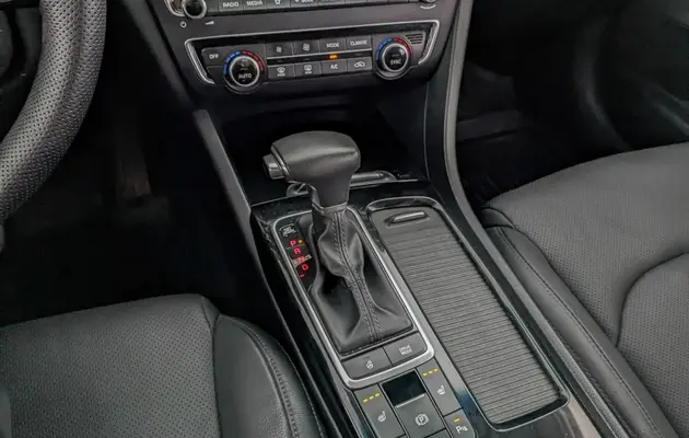 Kia Optima, фото №9