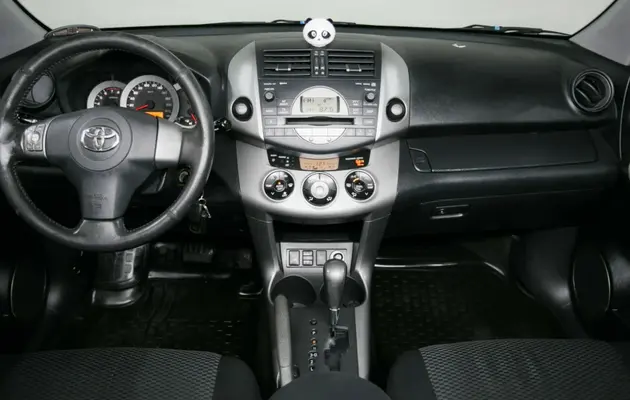 Toyota RAV4, фото №5