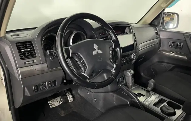 Mitsubishi Pajero, фото №5