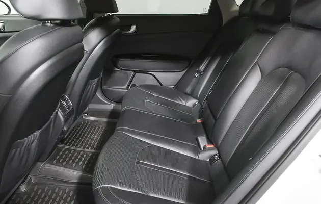 Kia Optima, фото №11