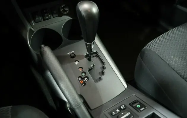 Toyota RAV4, фото №8