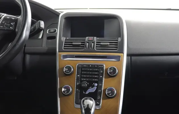 Volvo XC60, фото №8