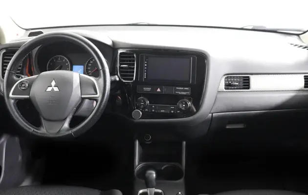 Mitsubishi Outlander, фото №6