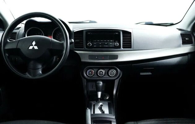 Mitsubishi Lancer, фото №6