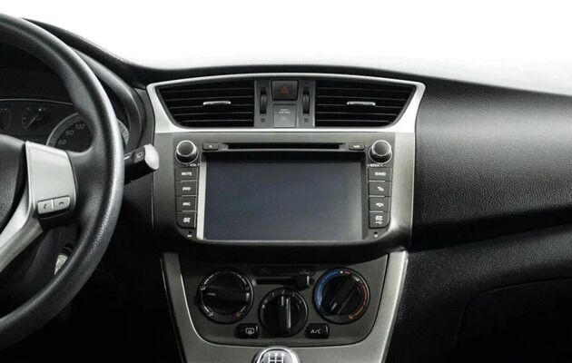 Nissan Tiida, фото №7