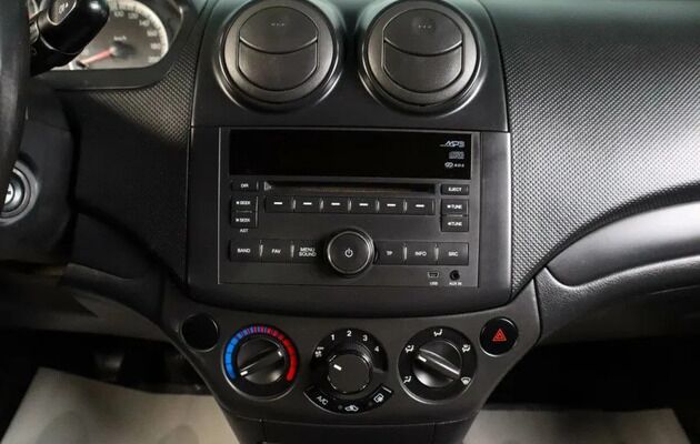 Chevrolet Aveo, фото №9
