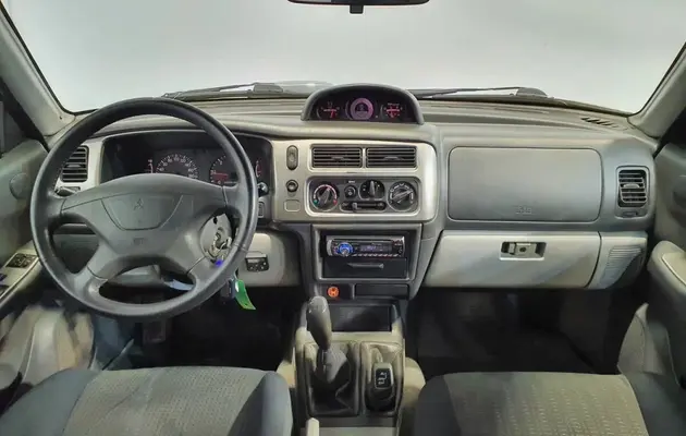 Mitsubishi Pajero Sport, фото №3