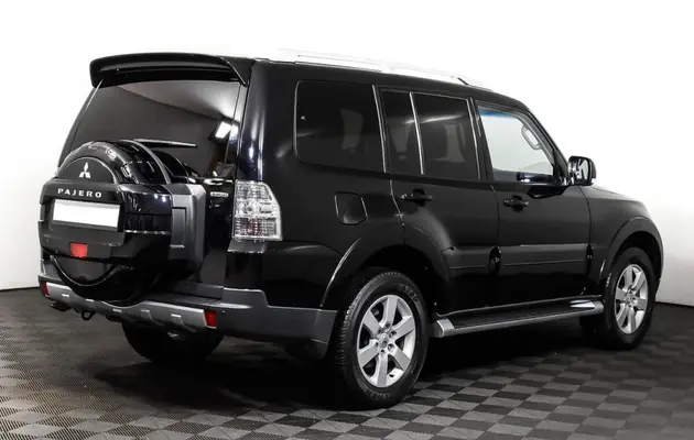 Mitsubishi Pajero, фото №2